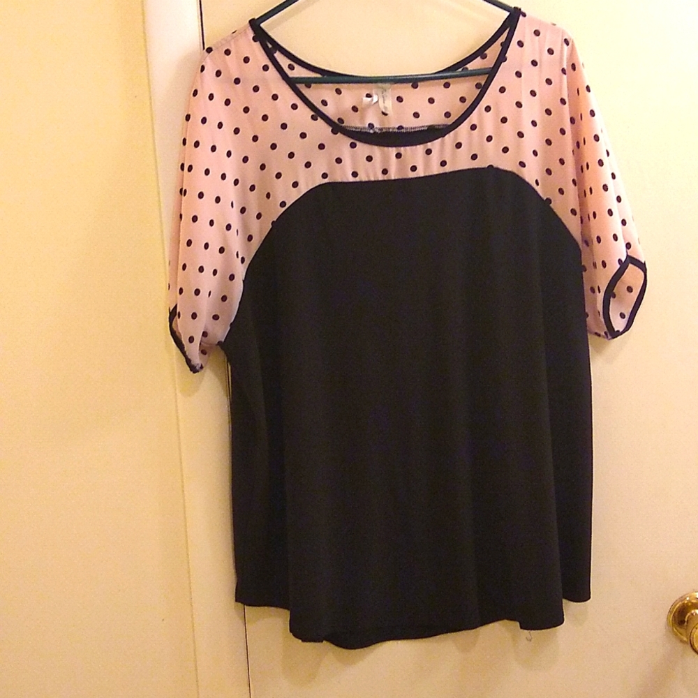 Plus Top 🔥Bundle and save 3/$21🔥